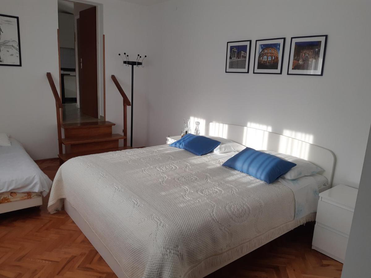 Kascuni Apartment *